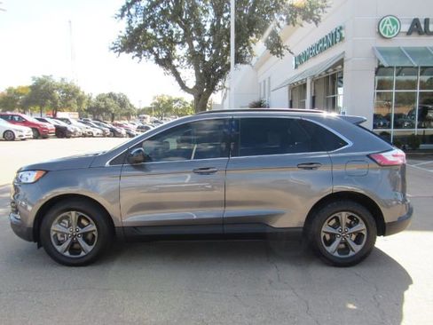 Used 2022 Ford Edge SEL w/ Sport Appearance Package image 12