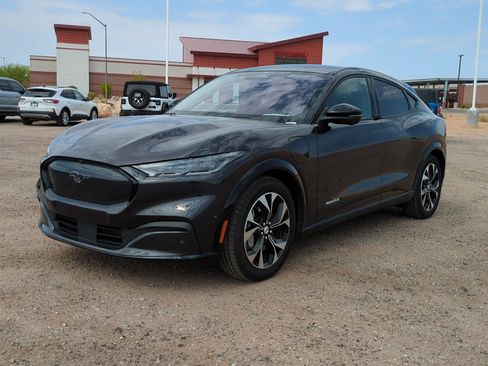 Used 2022 Ford Mustang Mach-E Premium RWD image 9