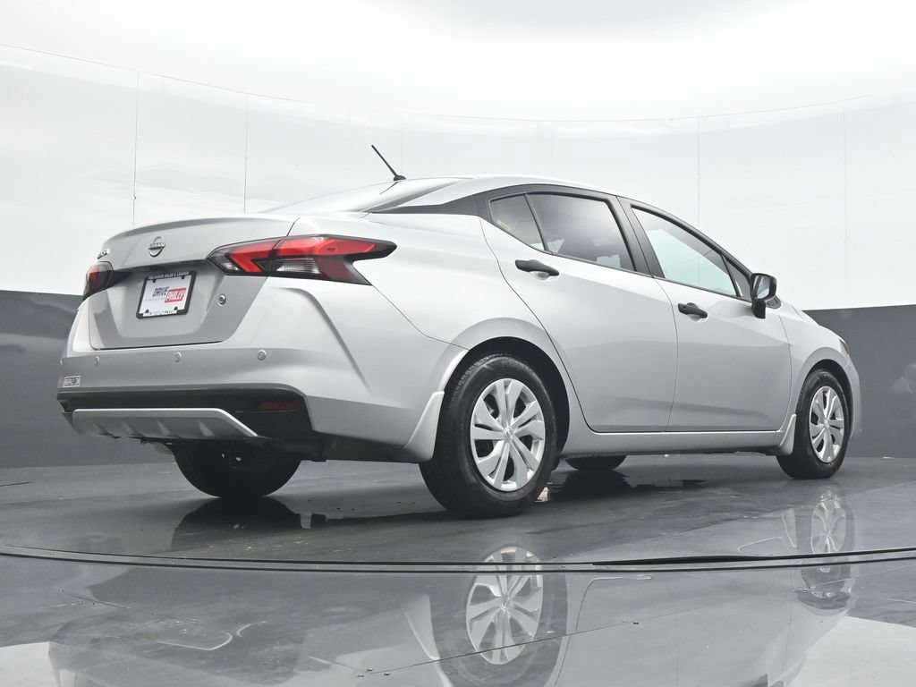 Used 2024 Nissan Versa S w/ Trunk Package FWD image 32