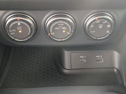 Used 2025 Nissan Z Performance w/ Floor Mat Package image 21