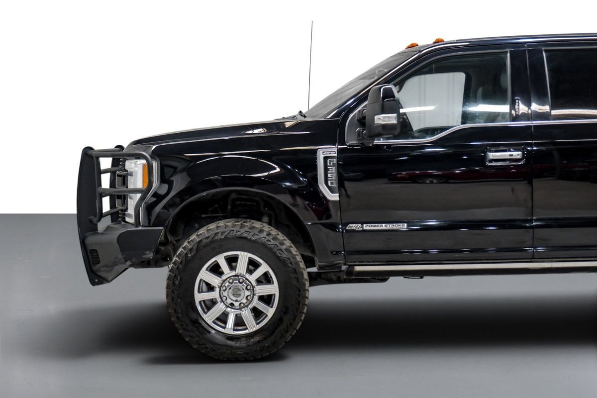 Used 2019 Ford F350 Limited w/ FX4 Off-Road Package AWD/4WD image 10