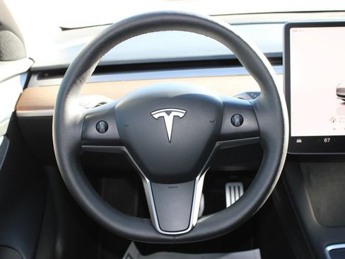 Used 2022 Tesla Model 3 Long Range AWD/4WD image 18