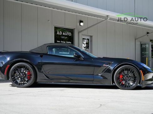 Used 2016 Chevrolet Corvette Z06 w/ 2LZ Preferred Equipment Group image 12