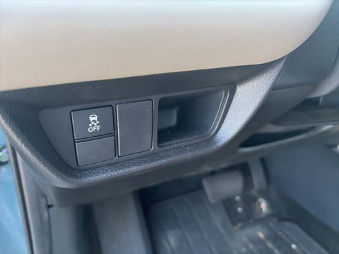 Used 2025 Honda HR-V LX image 14