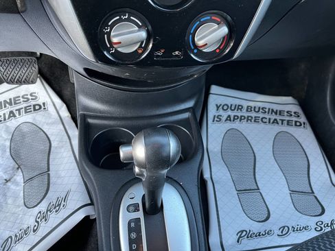 Used 2016 Nissan Versa Note SV image 13