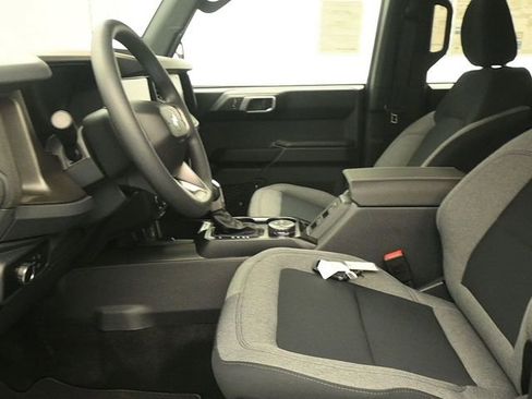New 2026 Ford Bronco 4-Door image 11