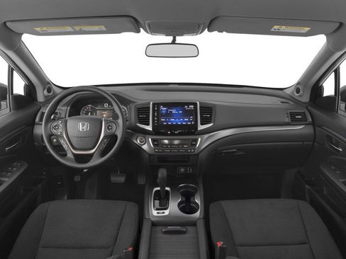 Used 2017 Honda Pilot EX image 8