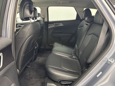 Used 2023 Kia Sportage EX image 20