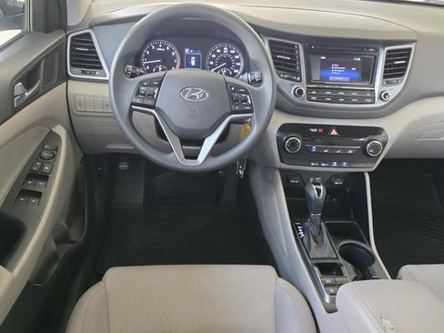 Used 2016 Hyundai Tucson SE w/ Option Group 02 FWD image 10