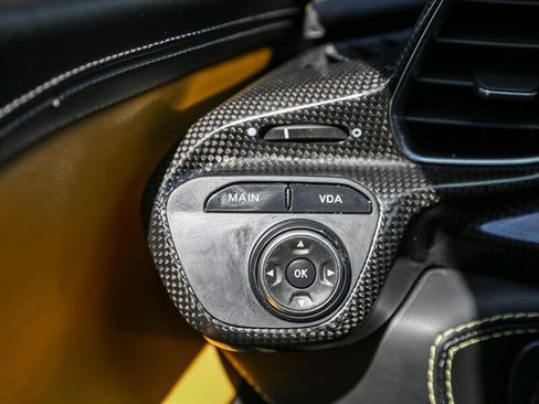 Used 2013 Ferrari 458 Spider RWD image 49