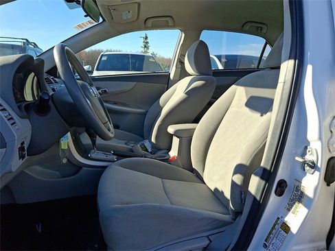 Used 2010 Toyota Corolla LE image 13