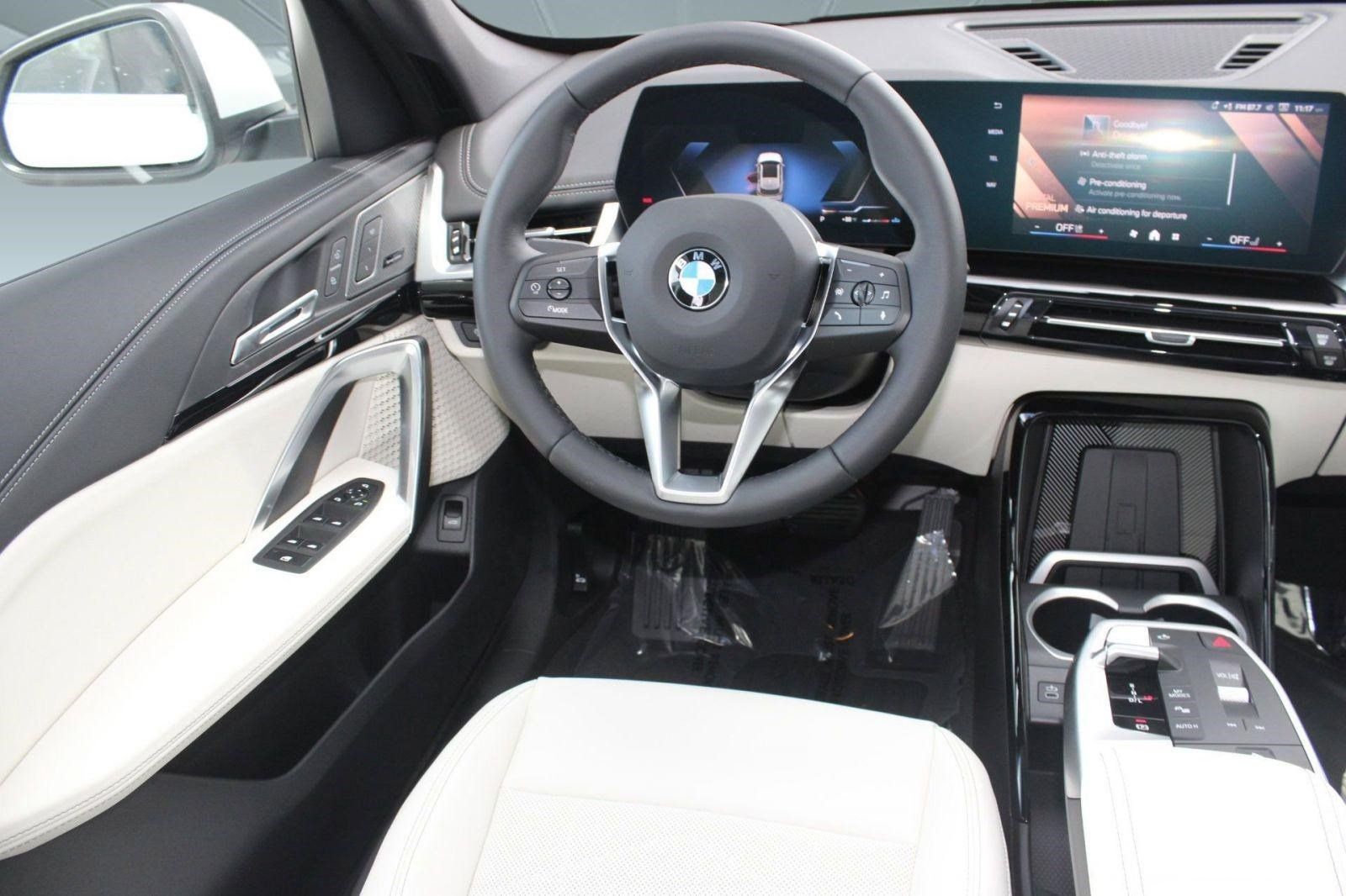 Used 2026 BMW X1 xDrive28i w/ Convenience Package AWD/4WD image 29