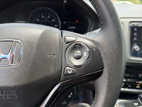 Used 2022 Honda HR-V EX-L image 21