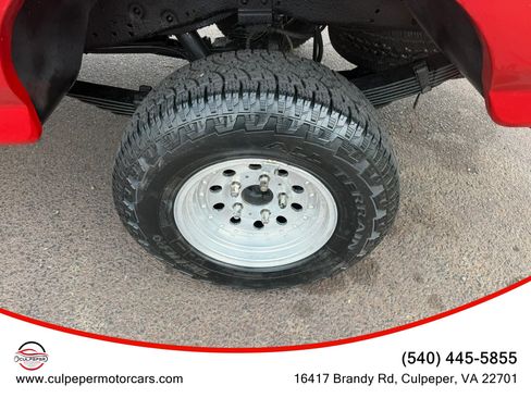 Used 1993 Ford F150 4x4 Regular Cab image 17