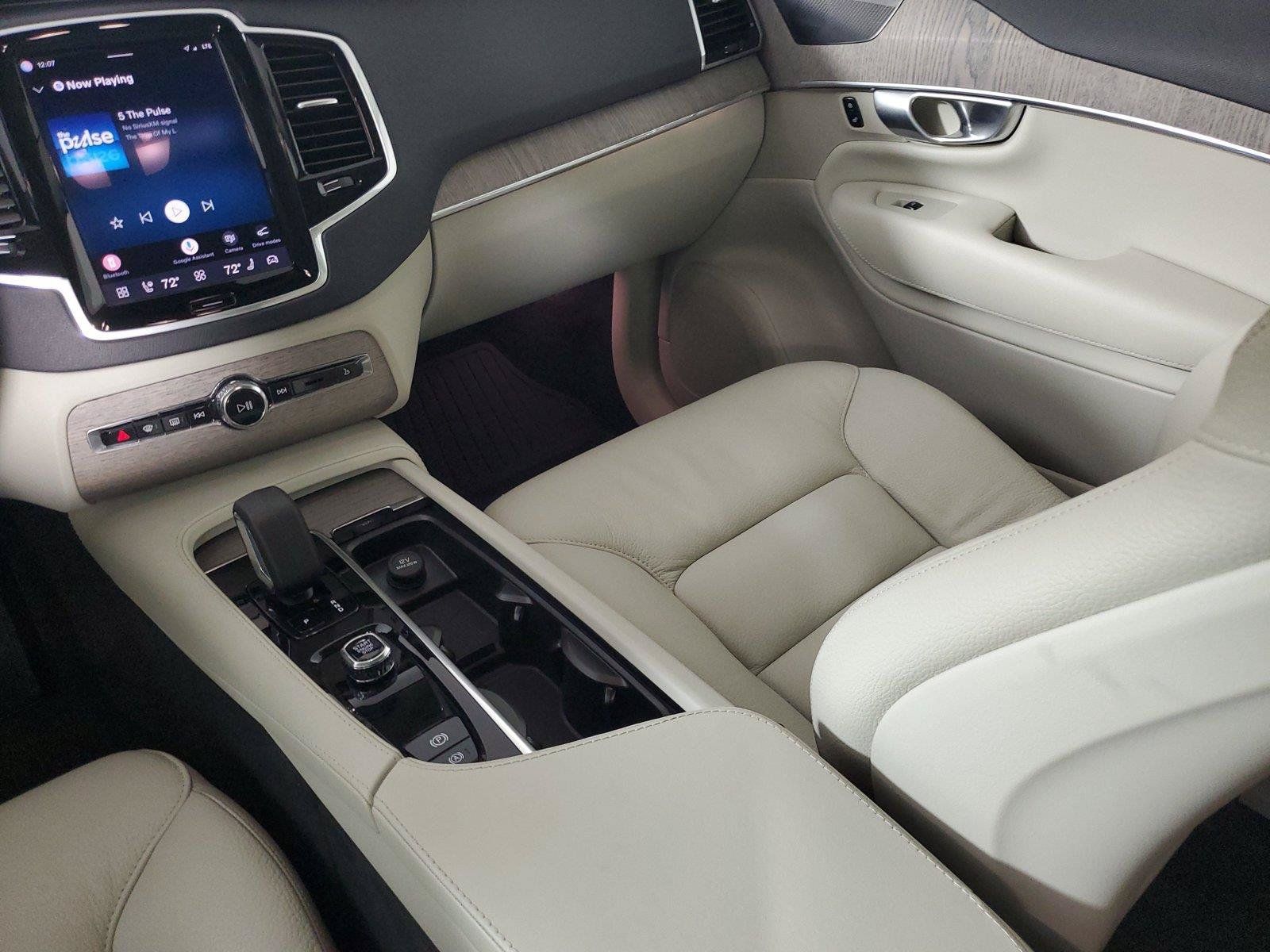 Certified 2024 Volvo XC90 T8 Plus AWD/4WD image 14