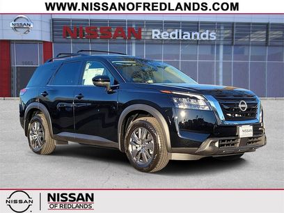 New 2025 Nissan Pathfinder SV