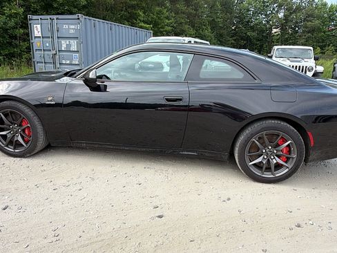 Used 2024 Dodge Charger Daytona Scat Pack w/ Plus Group AWD/4WD image 11