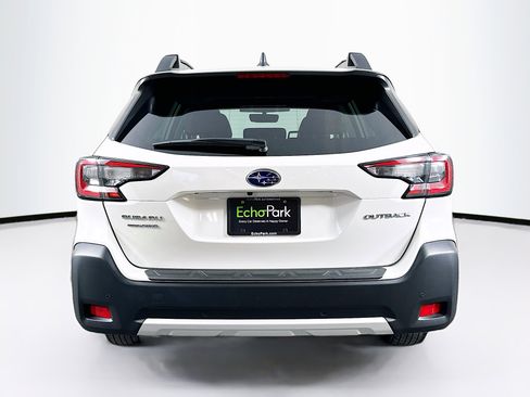 Used 2023 Subaru Outback Limited image 7