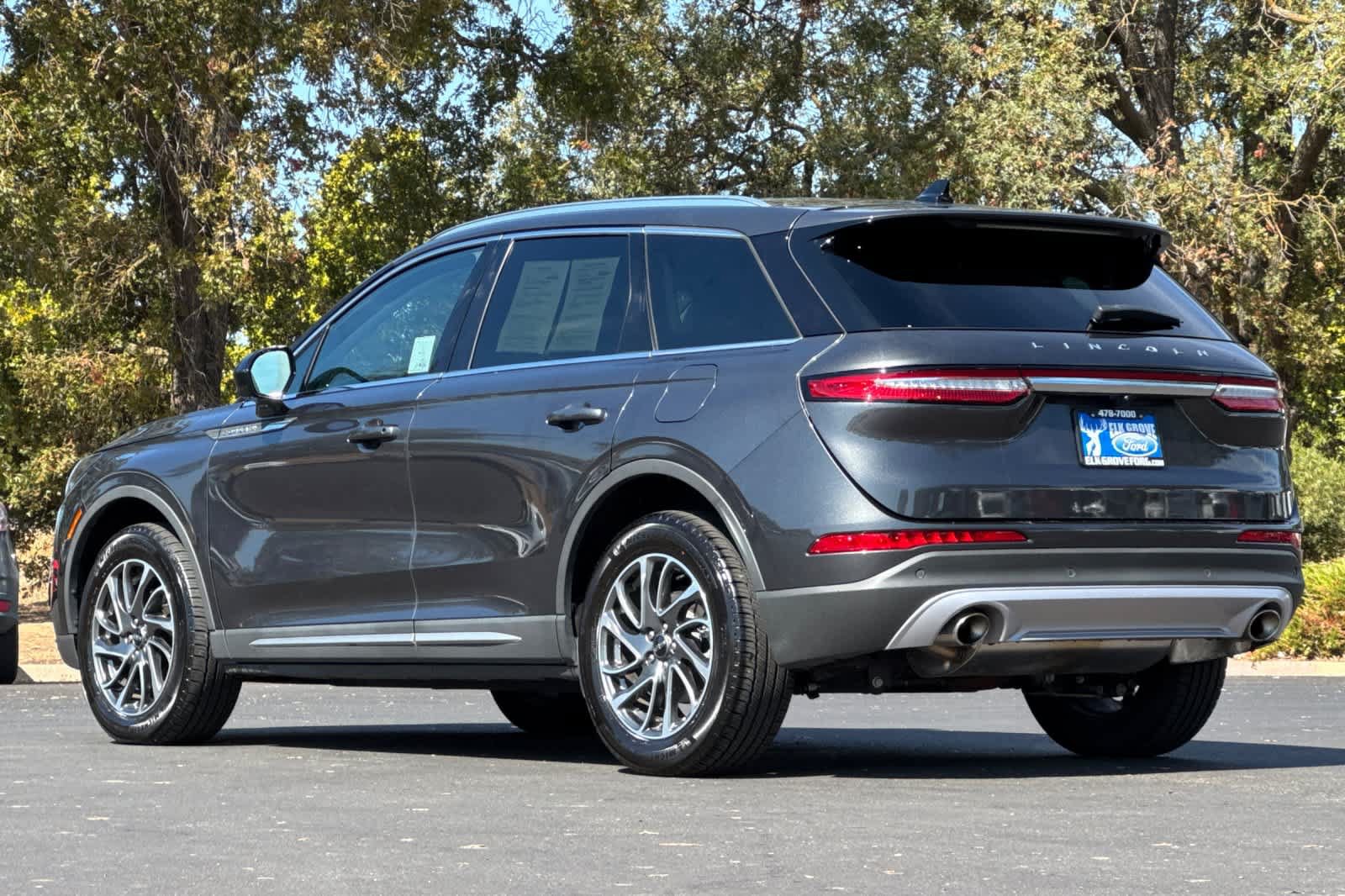 Used 2020 Lincoln Corsair AWD w/ Equipment Group 101A image 6