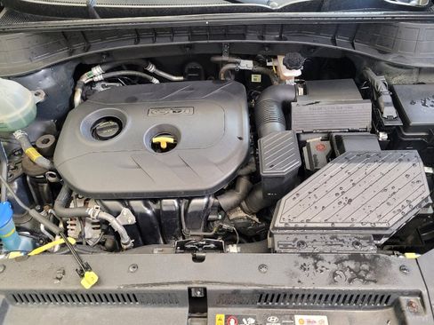 Used 2019 Hyundai Tucson SE image 30