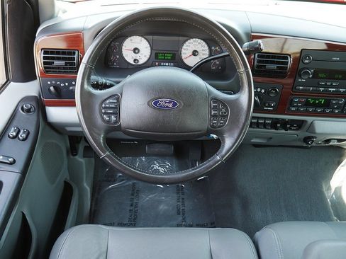 Used 2006 Ford F250 Lariat AWD/4WD image 17