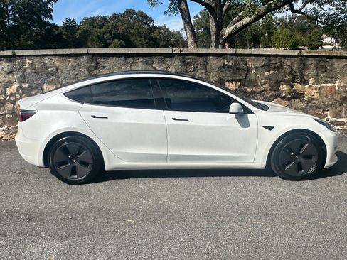 Used 2022 Tesla Model 3 Long Range image 9