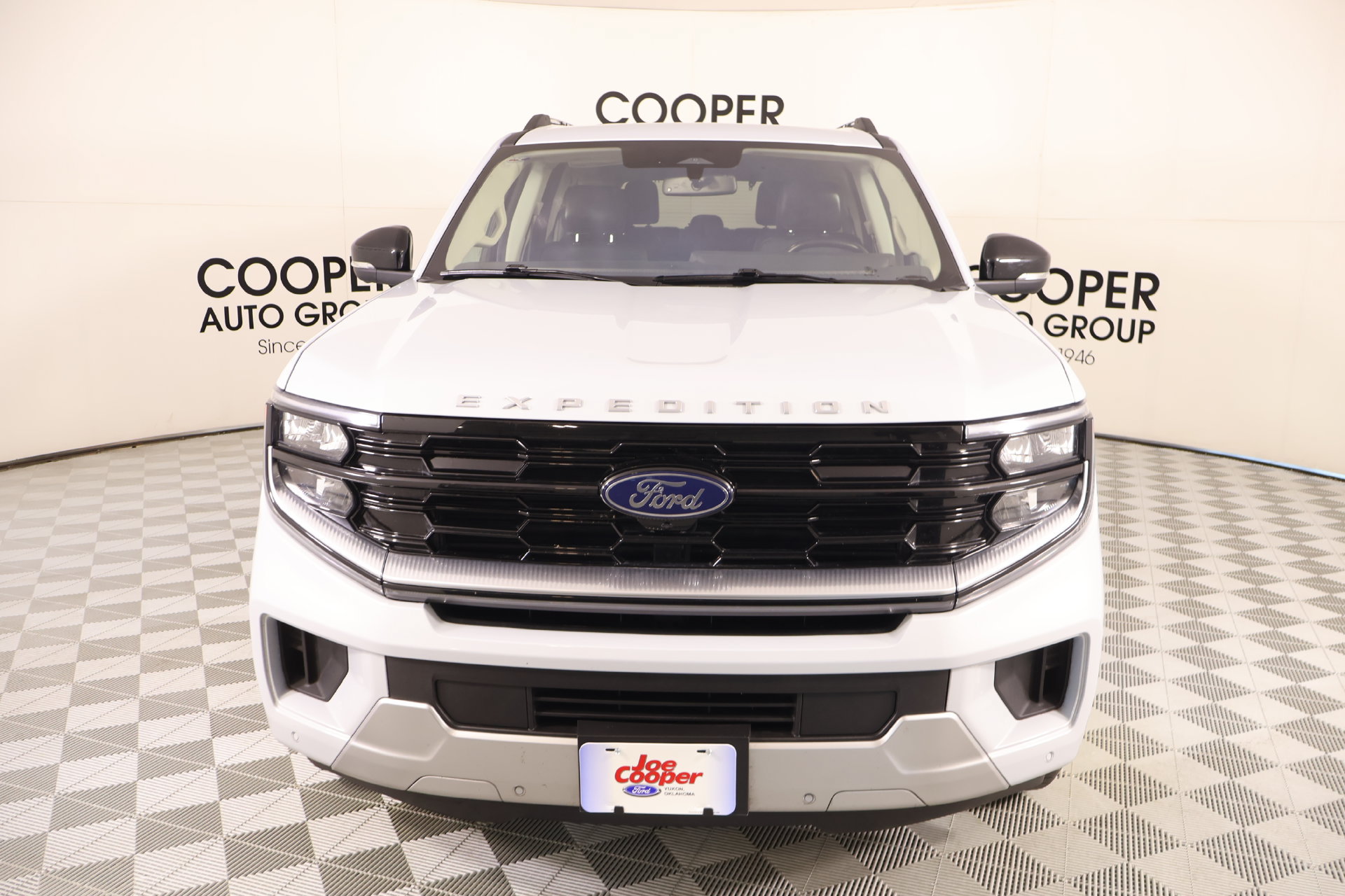Used 2025 Ford Expedition Platinum AWD/4WD image 10