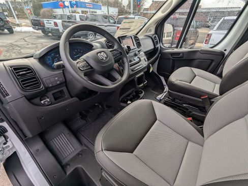 New 2026 RAM ProMaster 2500 w/ Convenience Group image 16