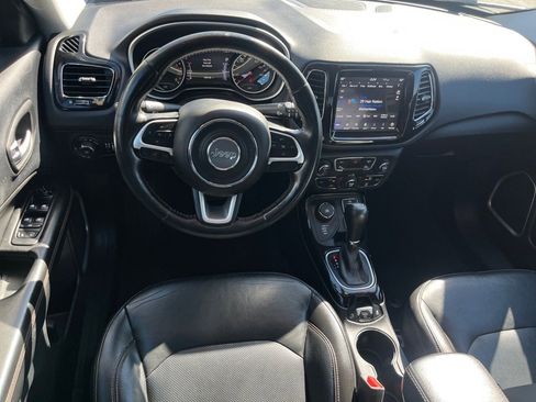 Used 2018 Jeep Compass Limited w/ Navigation Group image 9