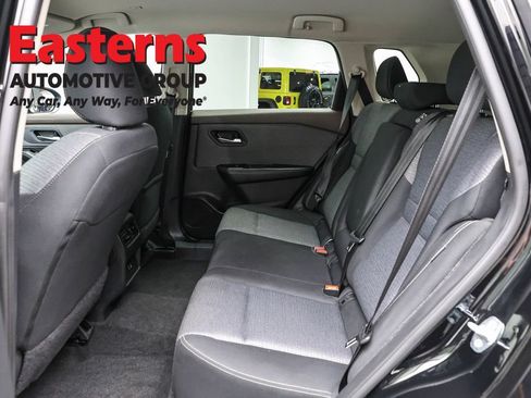 Used 2023 Nissan Rogue SV AWD/4WD image 20