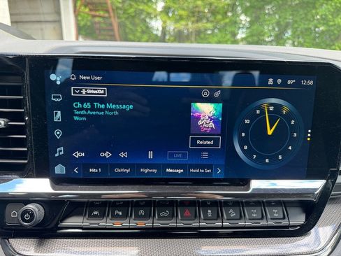 Used 2024 Chevrolet Silverado 1500 ZR2 w/ Technology Package image 24