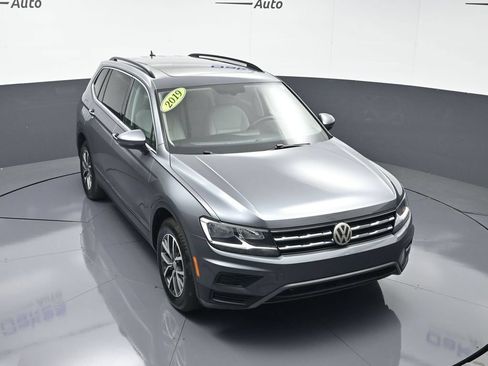 Used 2019 Volkswagen Tiguan SE w/ Panoramic Sunroof Package AWD/4WD image 51