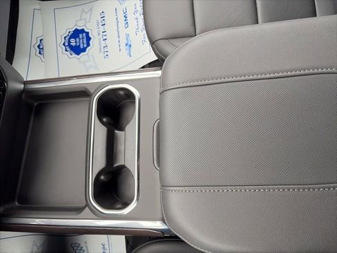 New 2026 GMC Sierra 2500 SLT w/ SLT Premium Package image 24