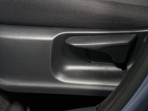 Certified 2024 Toyota Corolla Cross LE image 32