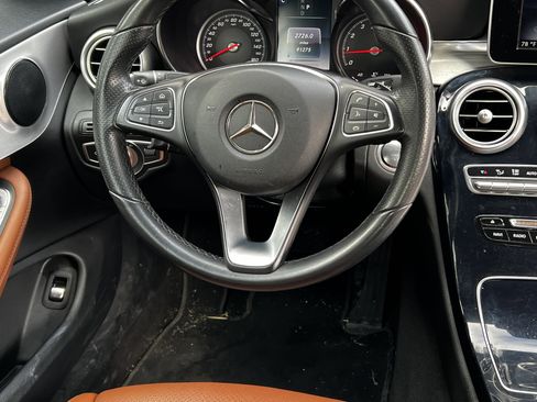 Used 2017 Mercedes-Benz C 300 4MATIC Cabriolet image 34
