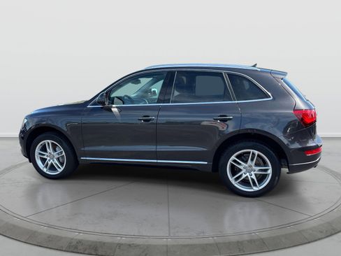 Used 2015 Audi Q5 2.0T Premium Plus w/ Technology Package AWD/4WD image 2