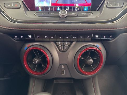 Used 2021 Chevrolet Blazer RS w/ Enhanced Convenience Package image 28