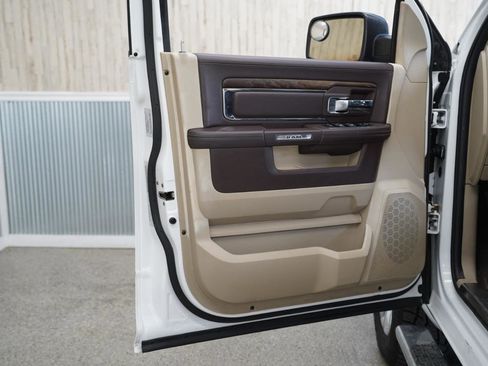 Used 2014 RAM 1500 Laramie Longhorn image 28