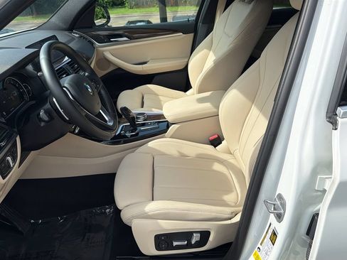 Used 2019 BMW X3 sDrive30i w/ Convenience Package RWD image 9