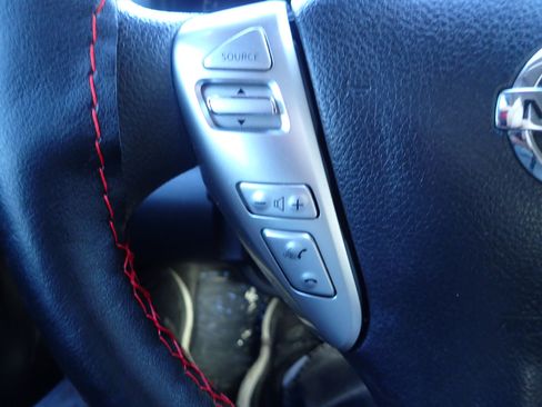 Used 2016 Nissan Versa S Plus image 19