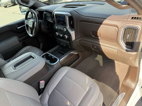 Used 2019 GMC Sierra 1500 SLT w/ SLT Premium Package image 20