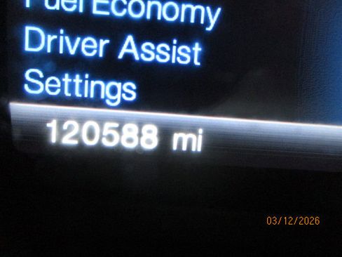 Used 2015 Ford Explorer XLT w/ Equipment Group 202B image 14