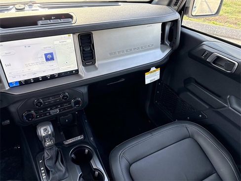 New 2025 Ford Bronco Outer Banks image 15