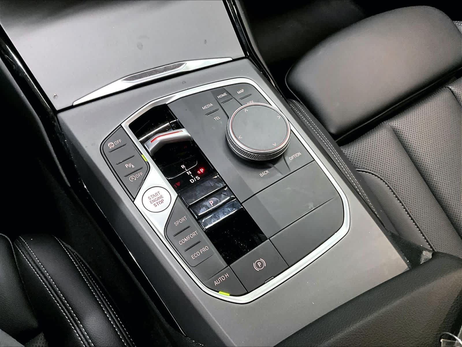 Used 2023 BMW 230i Coupe w/ Convenience Package RWD image 36