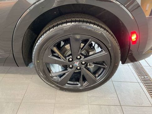 Used 2025 Buick Envision Sport Touring image 8