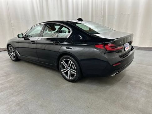 Used 2023 BMW 530i xDrive w/ Premium Package AWD/4WD image 3