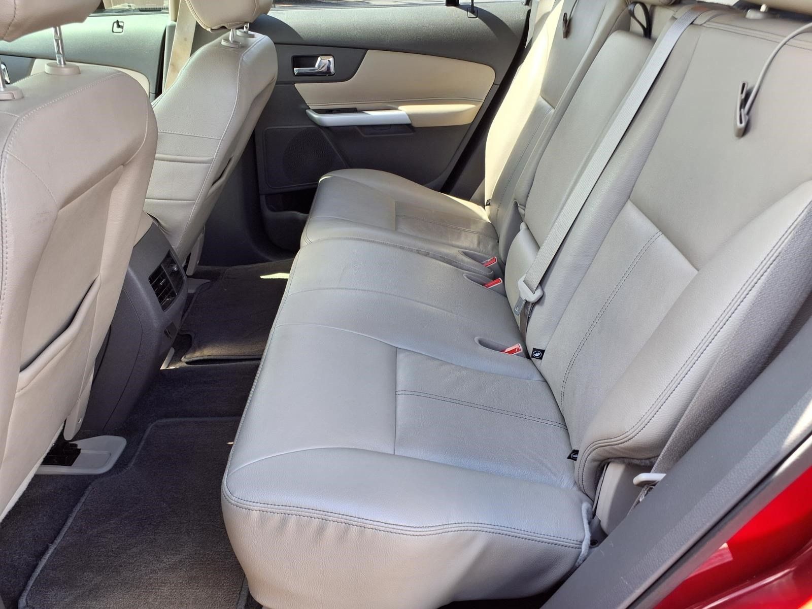 Used 2014 Ford Edge SEL w/ Equipment Group 205A FWD image 11