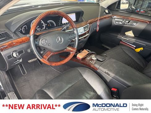 Used 2011 Mercedes-Benz S 550 4MATIC image 13