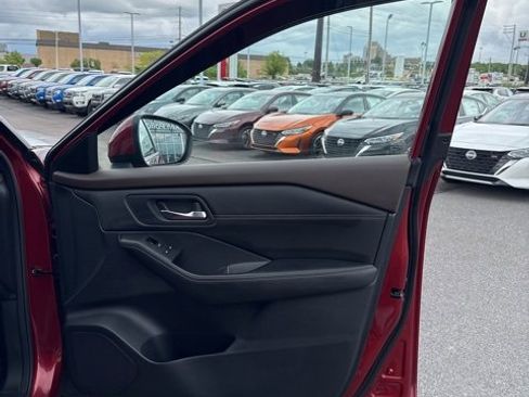 Certified 2022 Nissan Rogue SV w/ SV Premium Package image 14