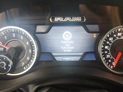 Used 2025 RAM 1500 Big Horn AWD/4WD image 13